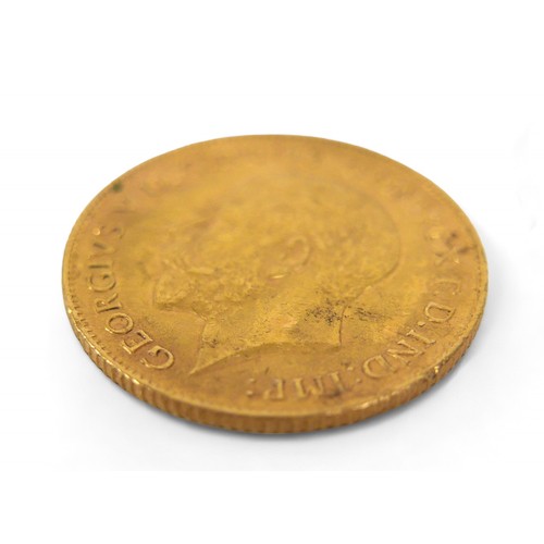 99 - A George V gold half sovereign, 1911.