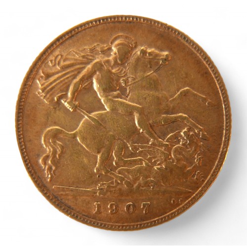 100 - An Edward VII gold half sovereign, 1907.