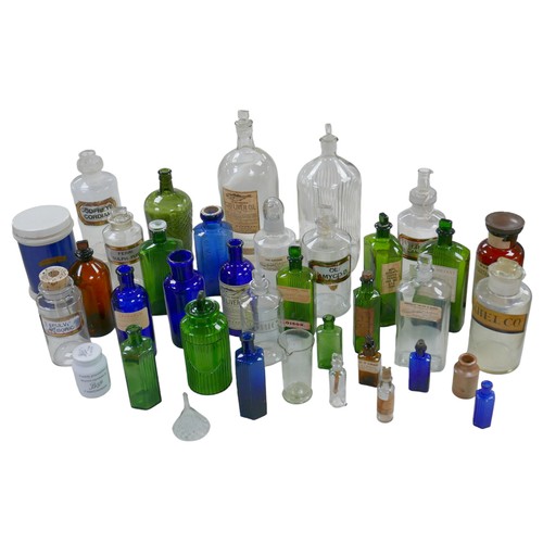 253 - A collection of over forty pharmaceutical vials and jars, of different sizes and designs. (2 boxes)