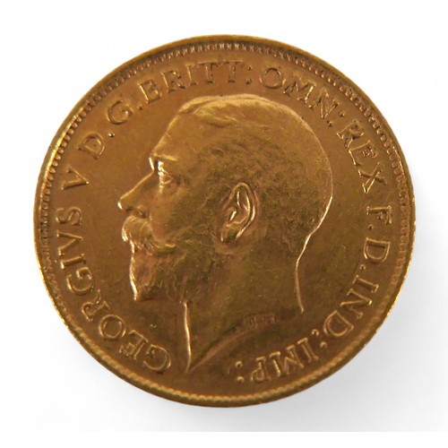 104 - A George V gold half sovereign, 1912.