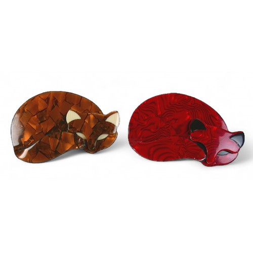 30 - A group four Lea Stein of Paris cat brooches, largest 4.5 by 1.5 by 10cm high. (4)