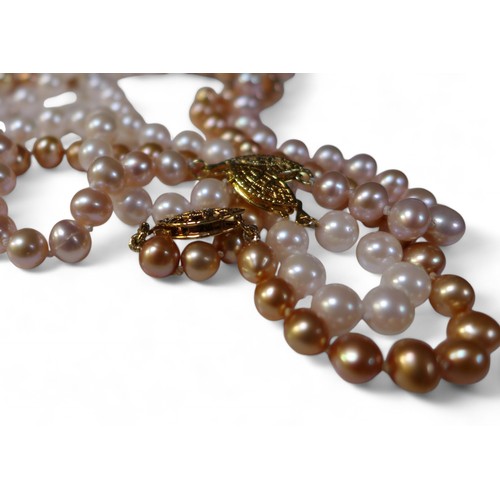 27 - A collection of pearl and other jewellery, to include a 14ct gold jade necklace 40cm long.(1 bag)