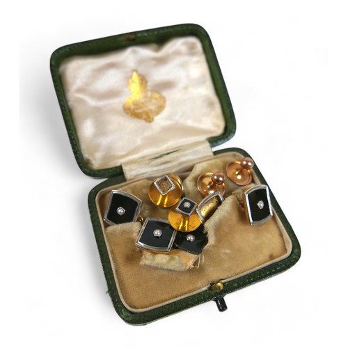 14 - A collection of 9 and 18ct gold studs/cufflinks, total weight 8.4g, boxed.