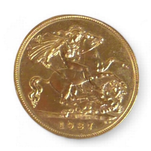 1 - A George VI 1937 Coronation gold specimen coin set, Royal Mint, comprising a £5 coin, £2 coin, sover... 