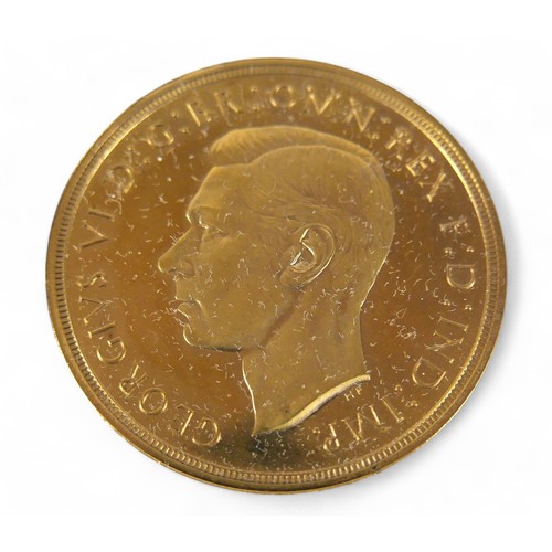 1 - A George VI 1937 Coronation gold specimen coin set, Royal Mint, comprising a £5 coin, £2 coin, sover... 