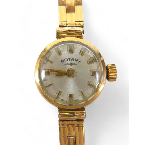 147 - A 9ct yellow gold Rotary ladies bracelet wristwatch, manual wind, 15mm case, 15.2g, running.