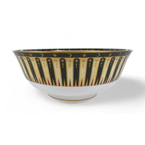 180 - A collection of Royal Worcester, comprising a 'Flight Bowl', no. 584/1000, 26.5cm diameter, 11cm hig... 