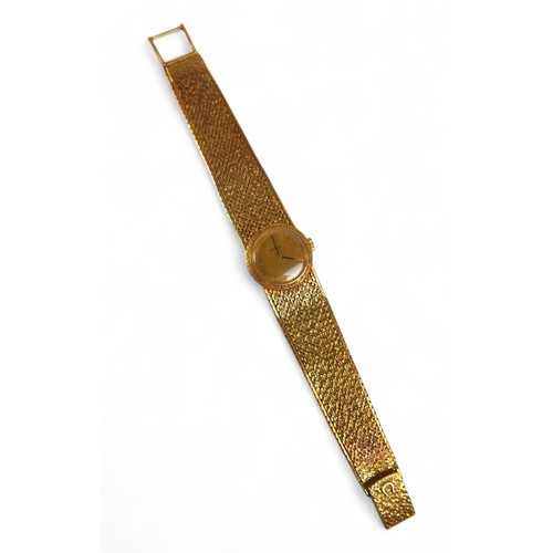 156 - An Omega 18ct yellow gold ladies bracelet wristwatch, manual wind, 21mm case, 18cm long, weight 57.9... 