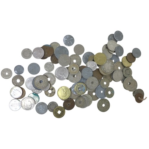 8 - A quantity of assorted world coinage, to include coins from America, Germany, Greece, Romania, Yugos... 