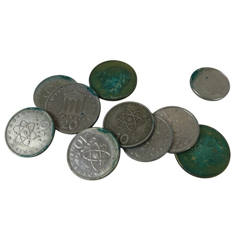 8 - A quantity of assorted world coinage, to include coins from America, Germany, Greece, Romania, Yugos... 