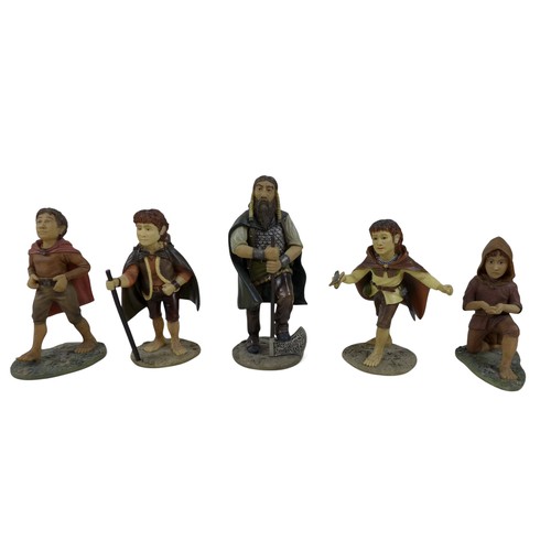 226 - A collection of nine Danbury Mint figurines, modelled as The Lord of the Rings characters, each boxe... 