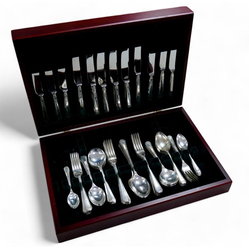 3 - A collection of ERII silver flatware, comprising sixty pieces, spoons and forks, weighable silver ap... 