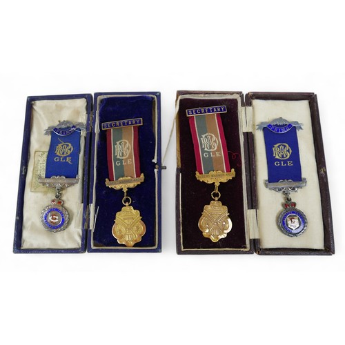 74 - R.O.A.B two 9ct gold medallions and two silver medallions, gold weight 25.9g. (4)