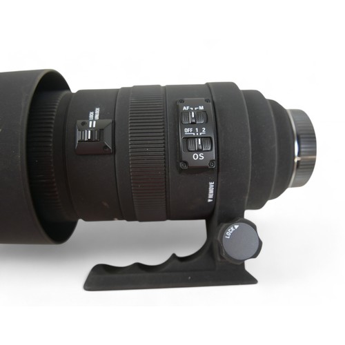 221 - A Sigma DG camera lens, 150-500mm 1:5-6.3 APO HSM.