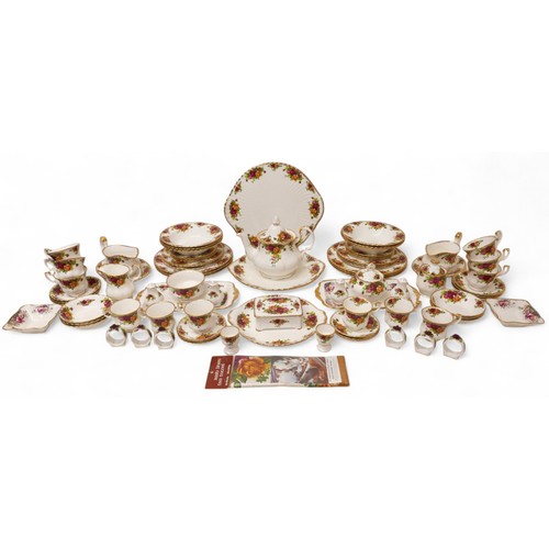 193 - A Royal Albert part dinner and tea service, decorated in the 'Old Country Roses' pattern, seventy-ni... 