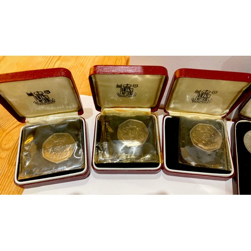 132 - A group of silver proof coins and proof sets, Royal Mint issues, comprising 1978 Commonwealth of the... 