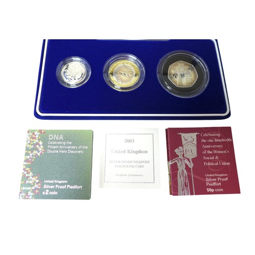 19 - Two Royal Mint silver proof Piedfort United Kingdom coin sets, comprising a 2007 five coin set, toge... 