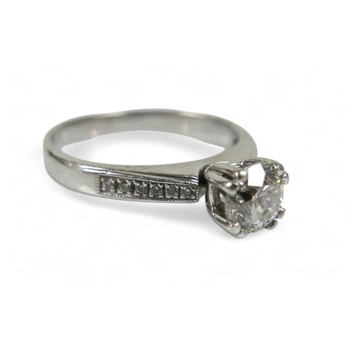 103 - A platinum and diamond solitaire ring, the central 1ct brilliant cut diamond, colour H, clarity SI1,... 