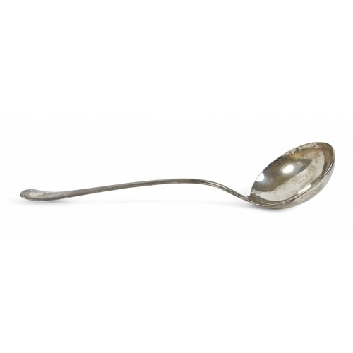 21 - An Edward VII silver rats tail ladle, Martin Hall and co, Sheffield, 1905/05, 35cm long, 288.7g/9.2t... 