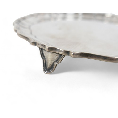 7 - A George VI silver card tray with scallop rim, Atkin Brothers, Sheffield 1937, 19cm diameter, 363g/1... 