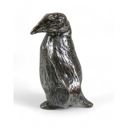 15 - Two 925 silver penguin figures, 6cm high, 103.7g/3.3toz. (2)