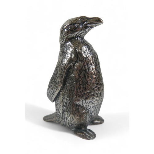 15 - Two 925 silver penguin figures, 6cm high, 103.7g/3.3toz. (2)