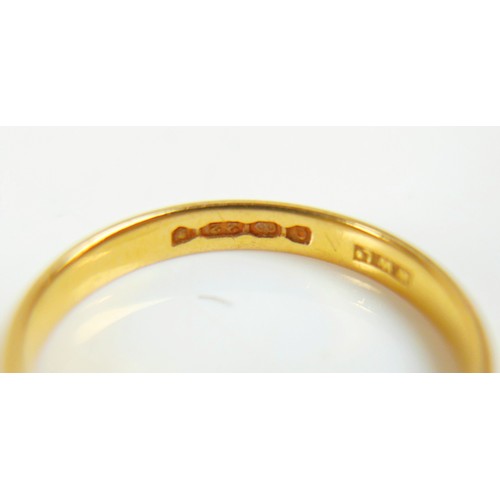 73 - Two 22ct yellow gold band rings, sizes M, O, 2.7 and 2.9mm depth, total weight 6.1g.(2)