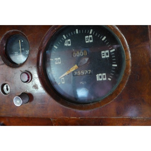 1 - A 1949 Jaguar Mark V 2.5 litre four door saloon car for restoration, registration KKD 737, with 7557... 