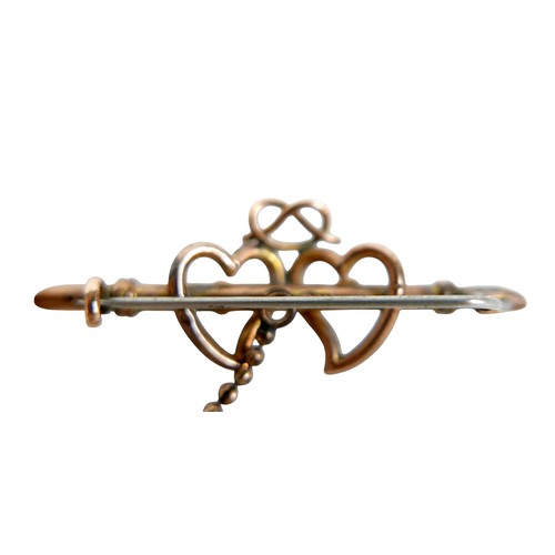 23 - A 9ct yellow gold twined heart brooch with metal pins, 40mm wide, 3.5g.