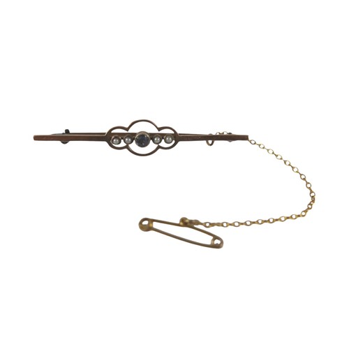 42 - A group of four Victorian and Edwardian 9ct gold brooches, comprising unmarked bar brooch set with a... 