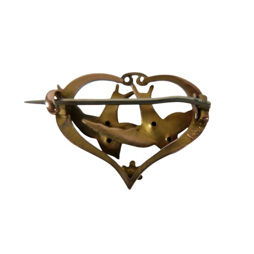 42 - A group of four Victorian and Edwardian 9ct gold brooches, comprising unmarked bar brooch set with a... 
