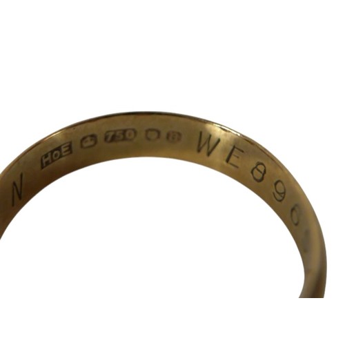 40 - A 22ct yellow gold wedding band ring, 3.9mm wide, size N, 2.3g.