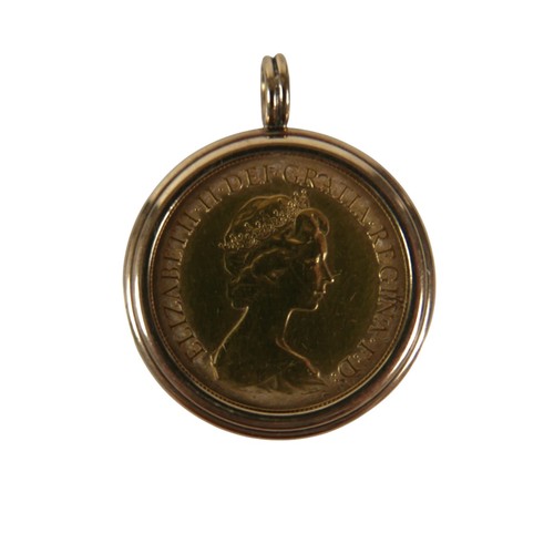 14 - An Elizabeth II gold sovereign, 1982, in yellow metal pendant mount, 24.2mm diameter, 11.2g.
