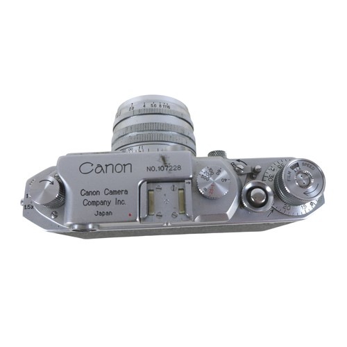 171 - A Canon IV  35mm rangefinder camera with a 50mm f:1.8mm lens.