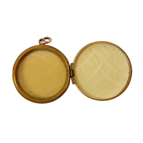 59 - A 9ct rose gold brooch (sovereign holder), 4.3cm surround, 2.8g, plus a circular hinged 9ct gold loc... 