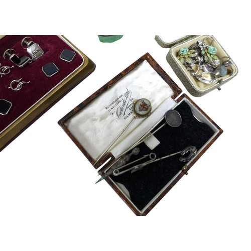 28 - A collection of silver and costume jewellery, including two silver brooches, approximately 1toz of s... 