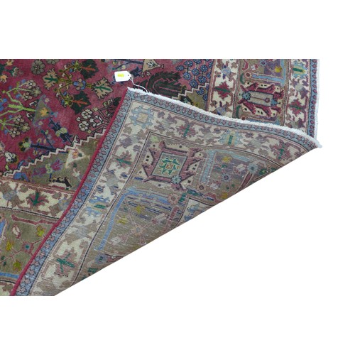 449 - A hand knotted Meimeh rug, 320 by 203cm.