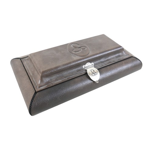 216 - A fitted leather case for a Parker 'Snake' fountain pen, circa 1999, with lift out pen tray, two ebo... 