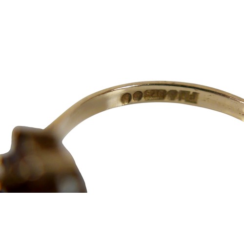 60 - Five 9ct gold dress rings, comprising a garnet daisy ring, size N, 1.5g, a pearl ring a/f, size O, 1... 