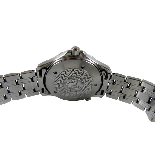 126 - An Omega Seamaster Professional Chronometer 300m/1000ft stainless steel gentleman's wristwatch, mode... 