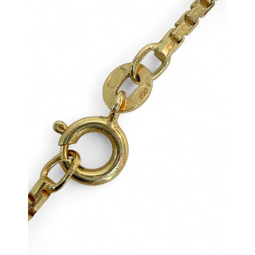 4 - An 18ct gold chain necklace, 70cm long, 12.5g.
