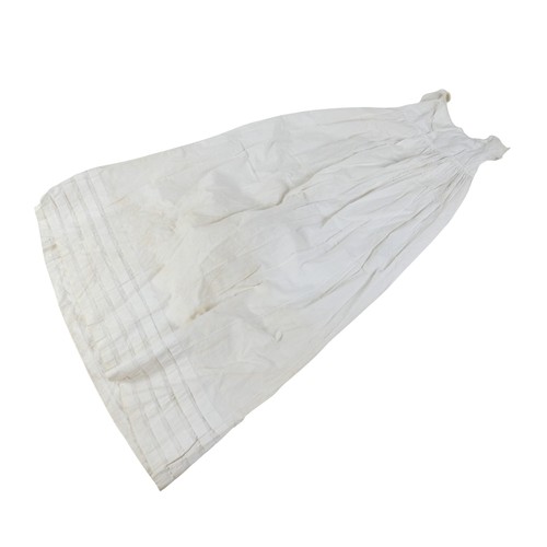 214 - A collection of Victorian christening gowns and babies clothing. (6)
