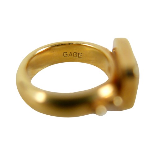 3 - Elizabeth Gage: an 18ct yellow gold 