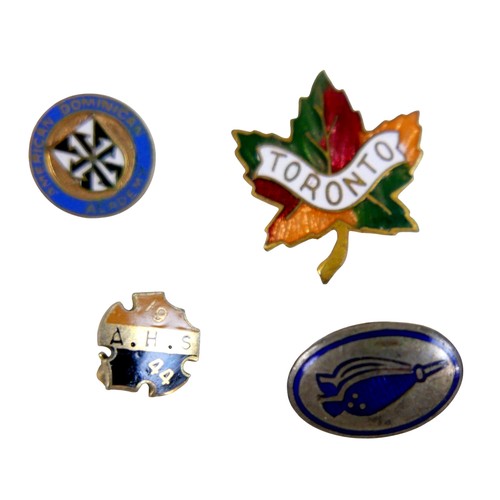 52 - A collection of jewellery, including a 9ct gold dress ring with amethyst style stone and seed pearls... 