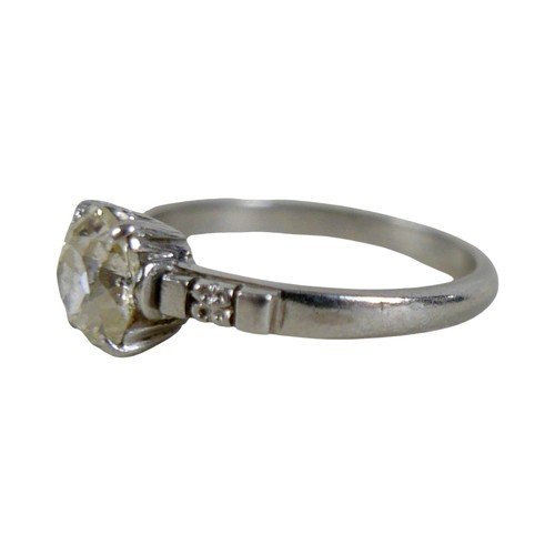 8 - A platinum (unmarked but tested) diamond solitaire ring, oval cut stone approximately 0.92cts, with ... 