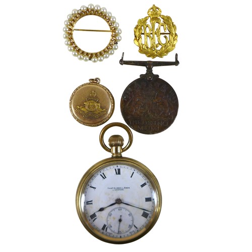 17 - A collection of watches, costume jewellery and militaria, including an Royal Flying Corp cap badge, ... 