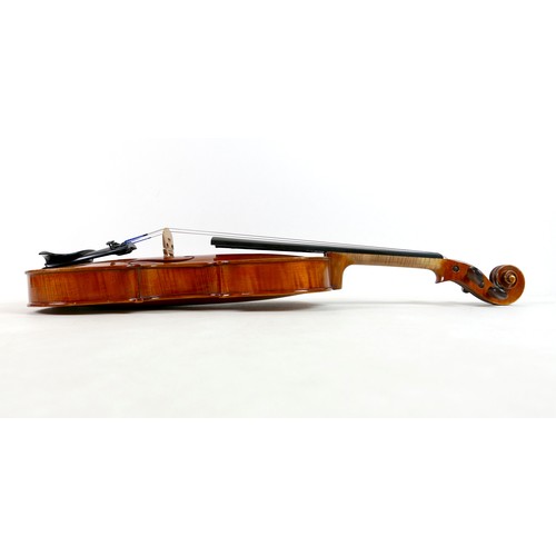 5 - A 20th century German violin, set up by Guiviers, labelled for 'Freidrich Kreuzinger', two piece bac... 
