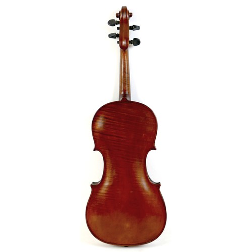 19 - A mid 20th century Hungarian violin, bearing label 'Jeannes Toth.. Budapest…', with a 14 inch one pi... 