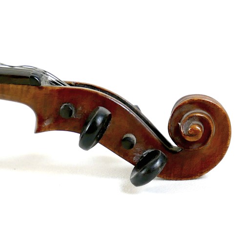 19 - A mid 20th century Hungarian violin, bearing label 'Jeannes Toth.. Budapest…', with a 14 inch one pi... 