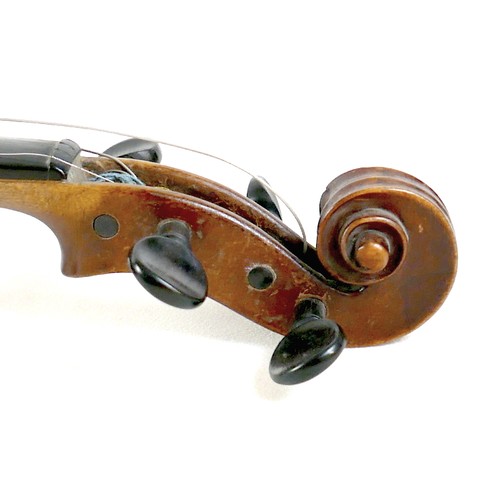 10 - An early / mid 20th century Continental violin, bearing label 'Jo: Bapt. Rogerius Bon: Nicolas Amati... 